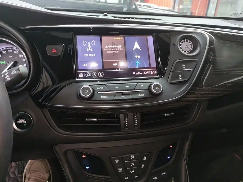 Buick Envision Plus — фото 13