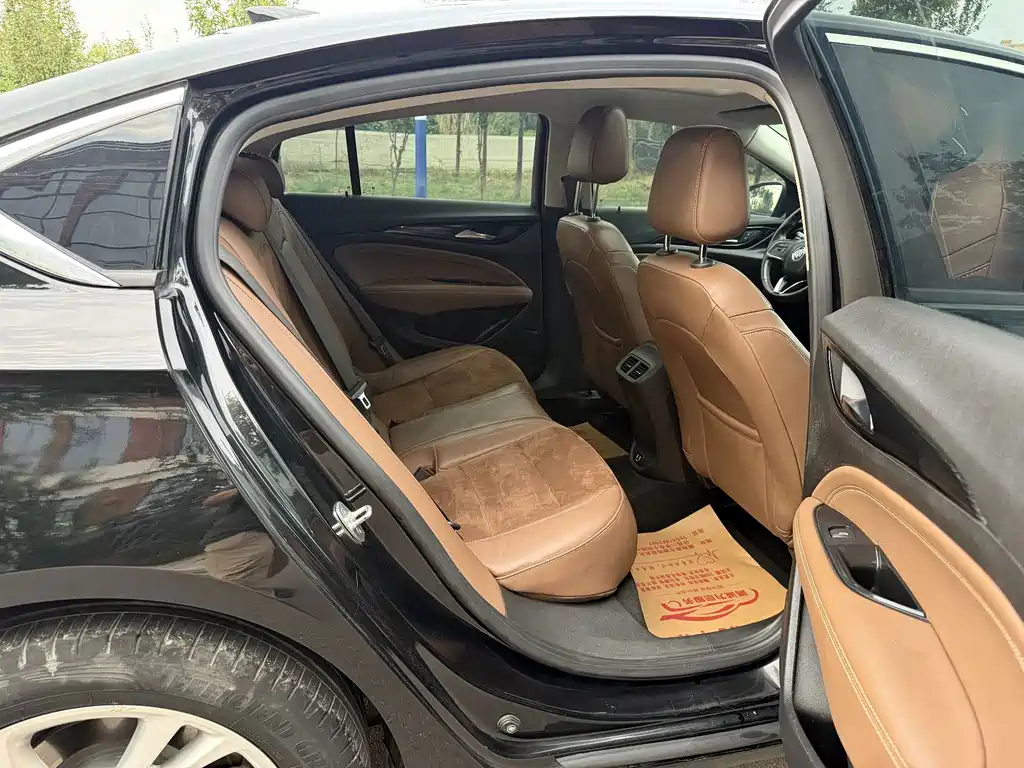 Buick Regal — фото 11