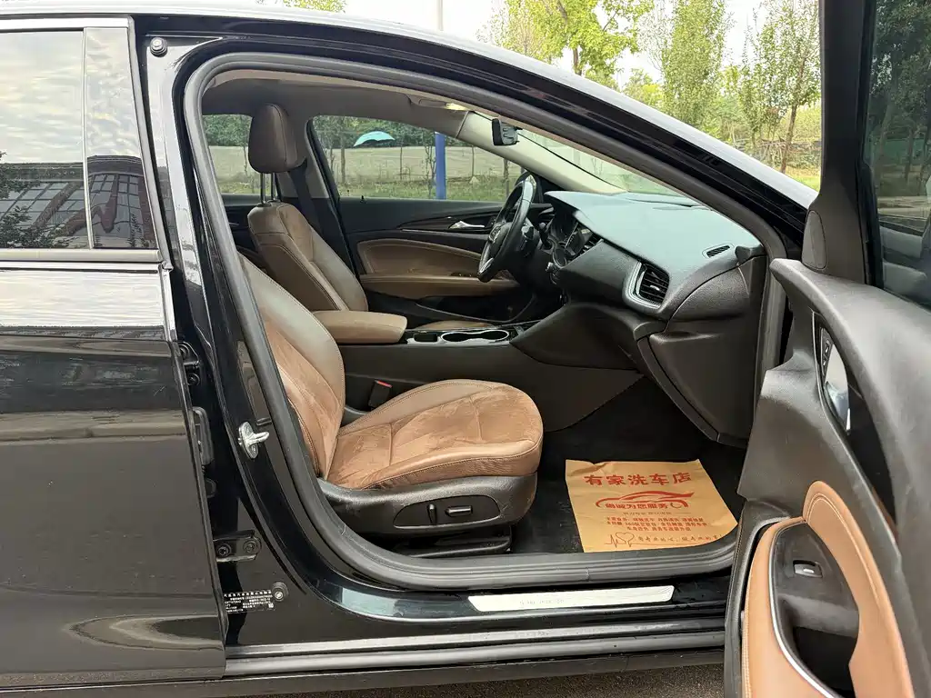 Buick Regal — фото 13