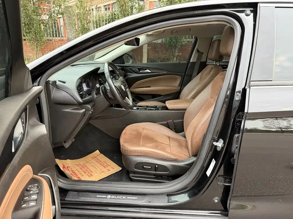 Buick Regal — фото 10