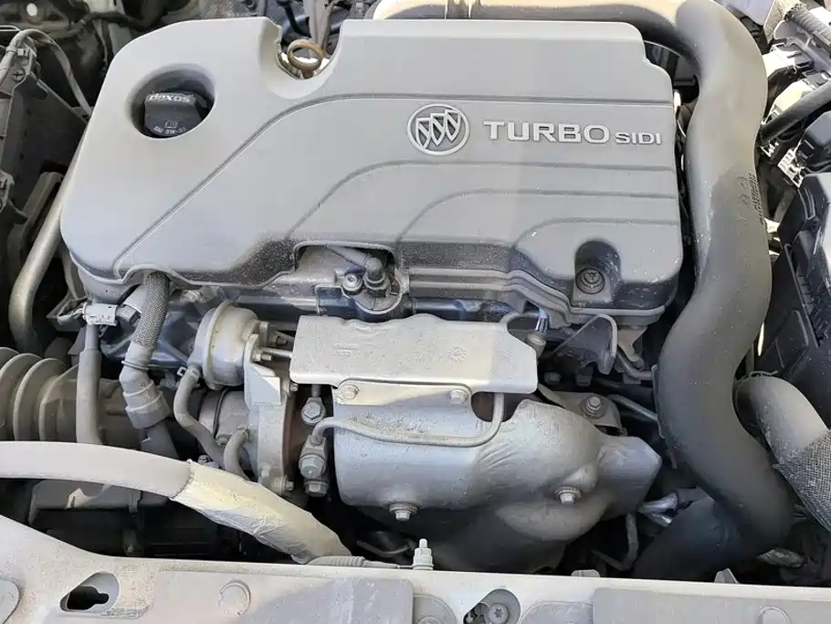 Buick Regal — фото 10