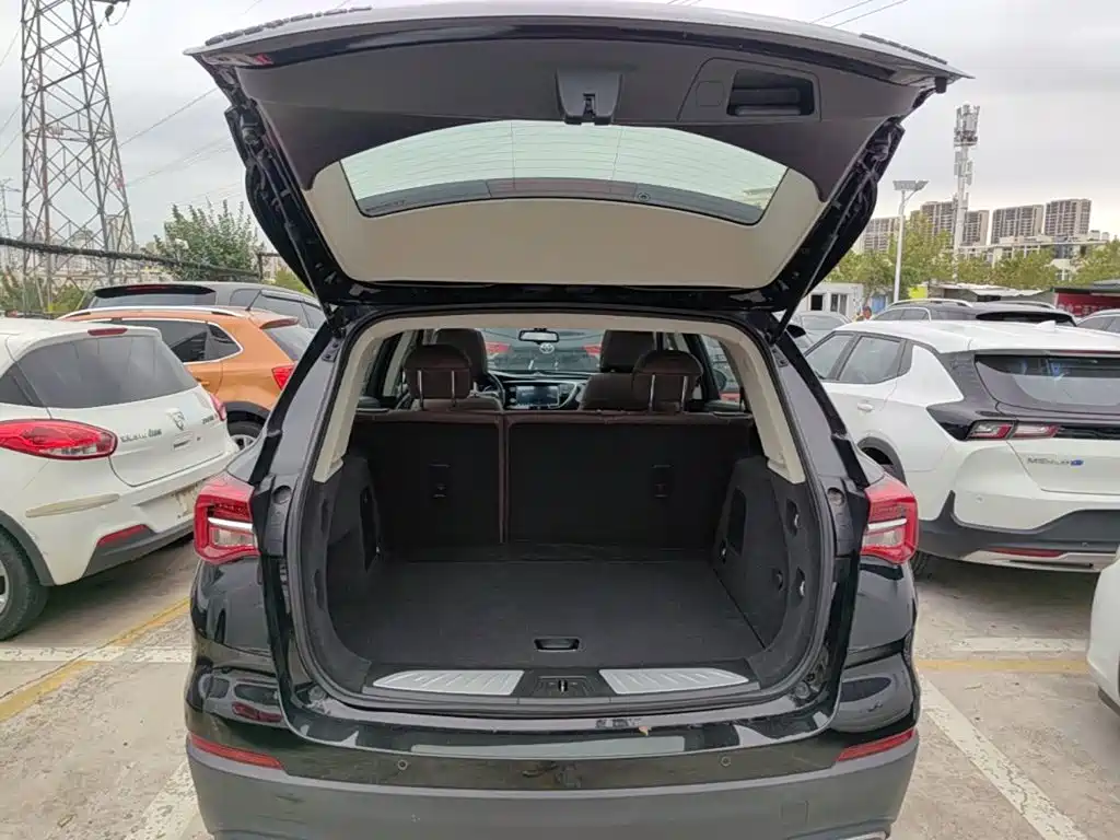 Buick Envision Plus — фото 19