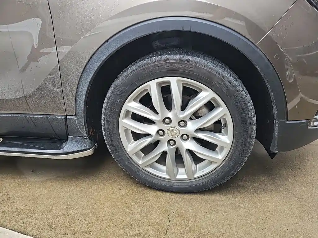 Buick Envision Plus — фото 8