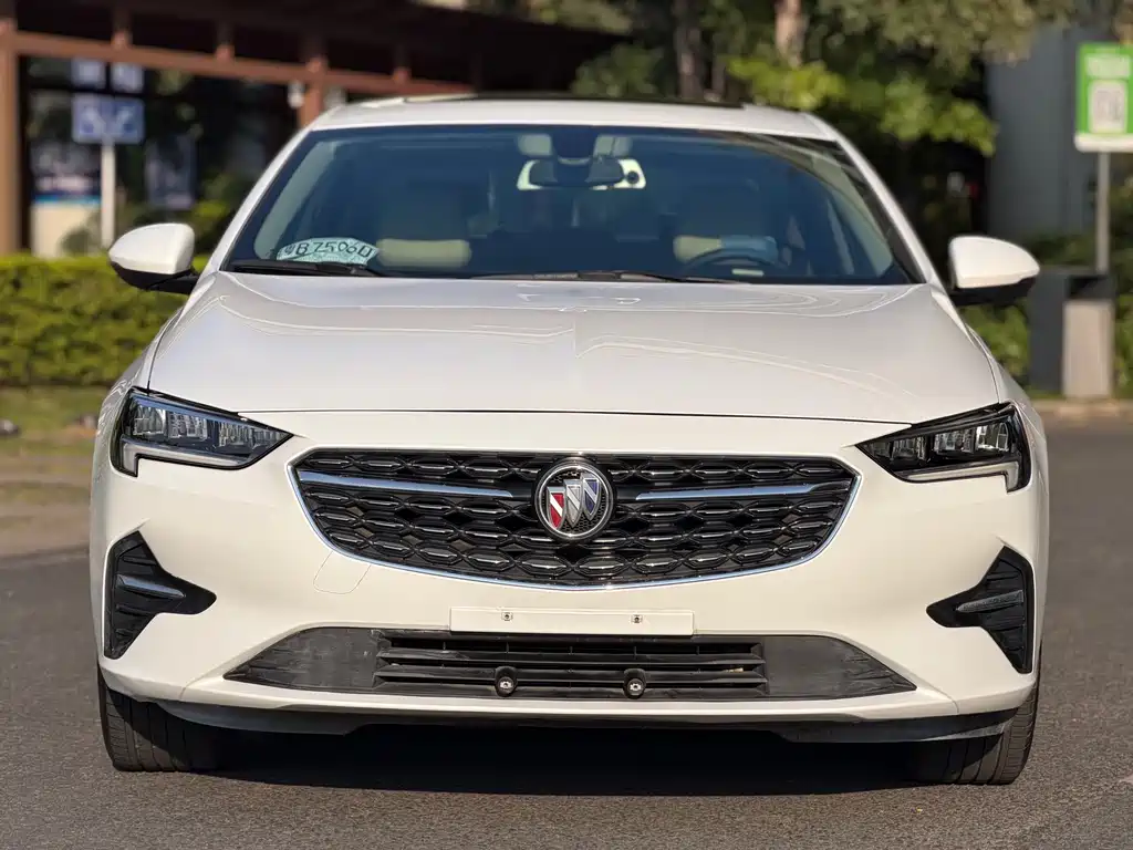 Buick Regal — фото 2