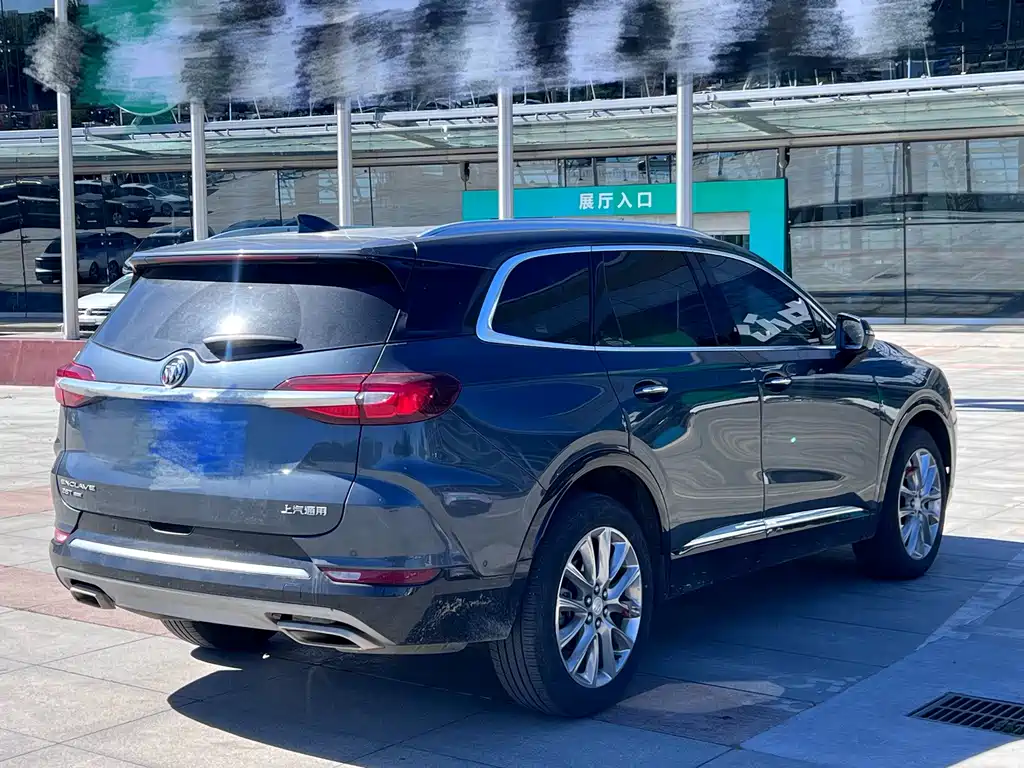 Buick Enclave — фото 6