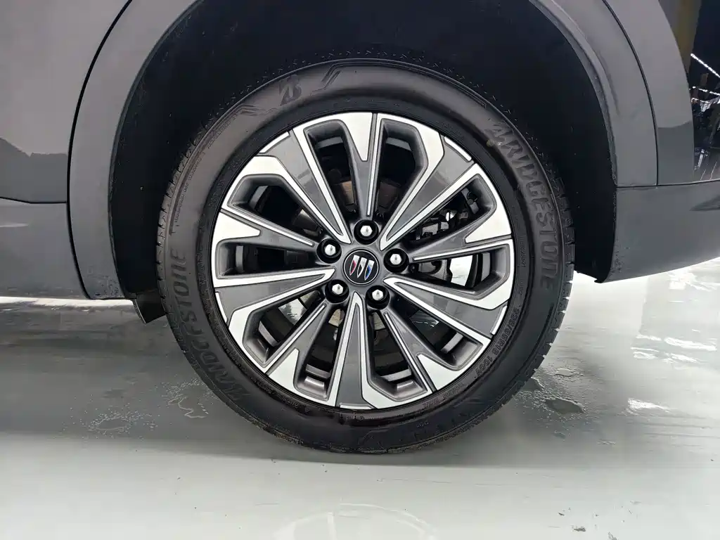 Buick Envision S — фото 10