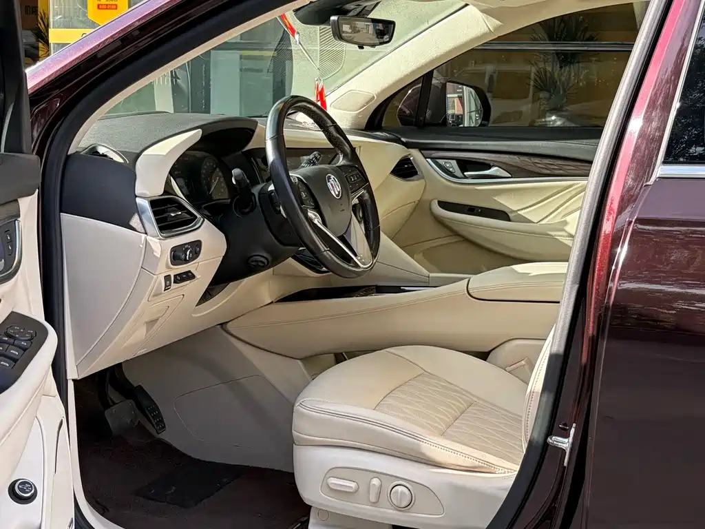 Buick Enclave — фото 3