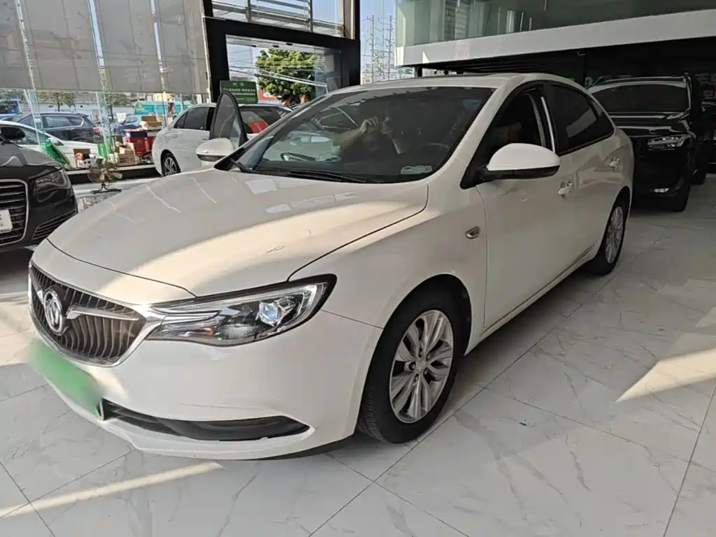 Buick Excelle — фото 2