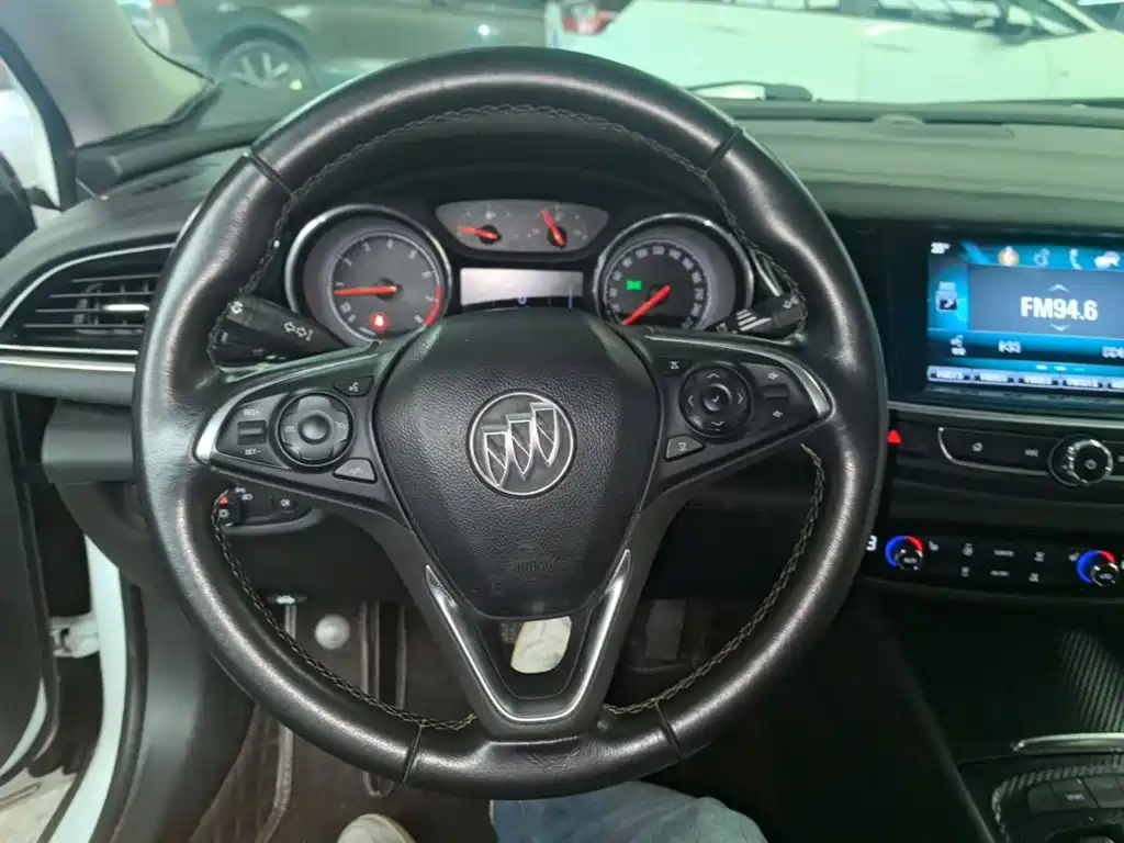 Buick Regal — фото 11