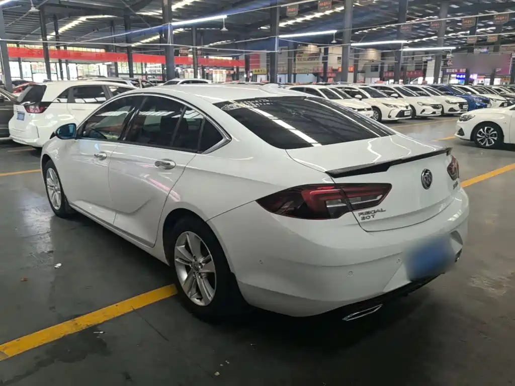Buick Regal — фото 5