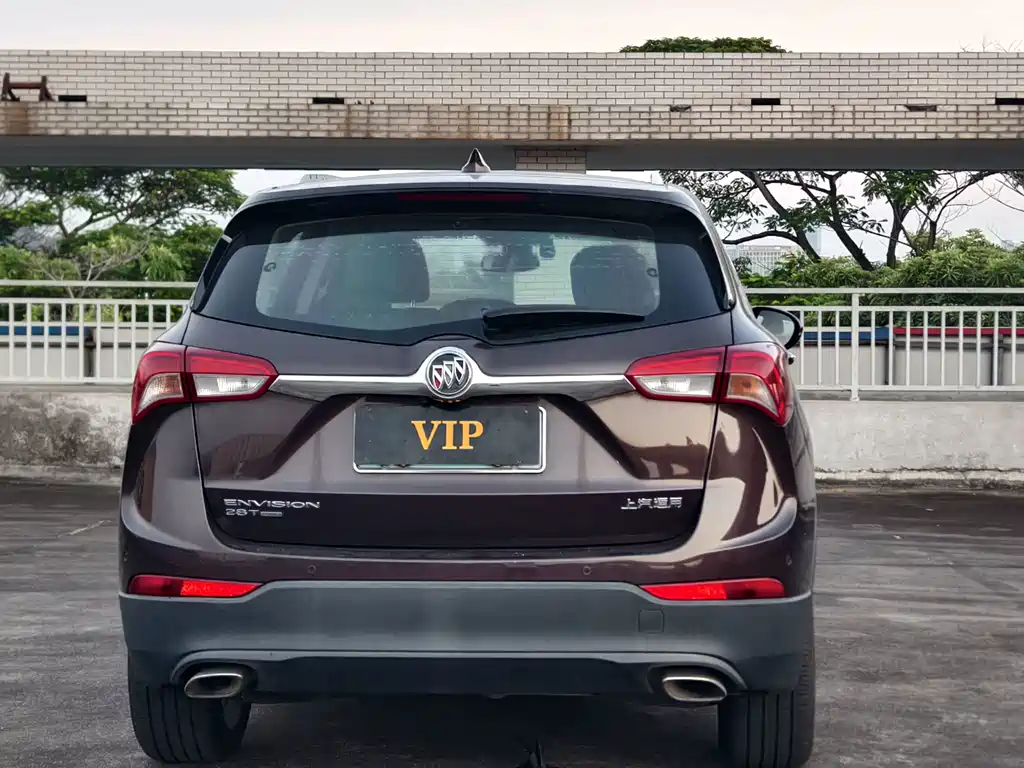 Buick Envision Plus — фото 5