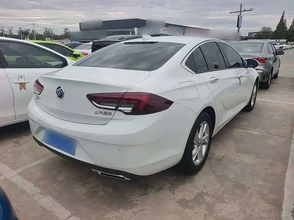 Buick Regal — фото 7