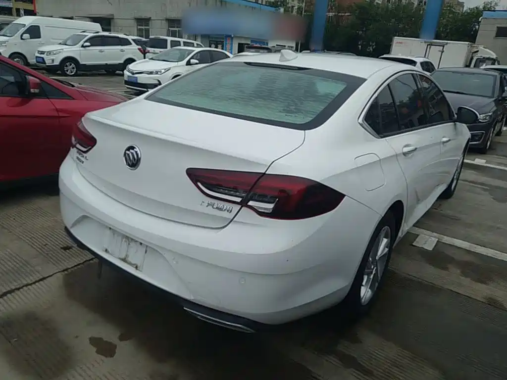 Buick Regal — фото 7