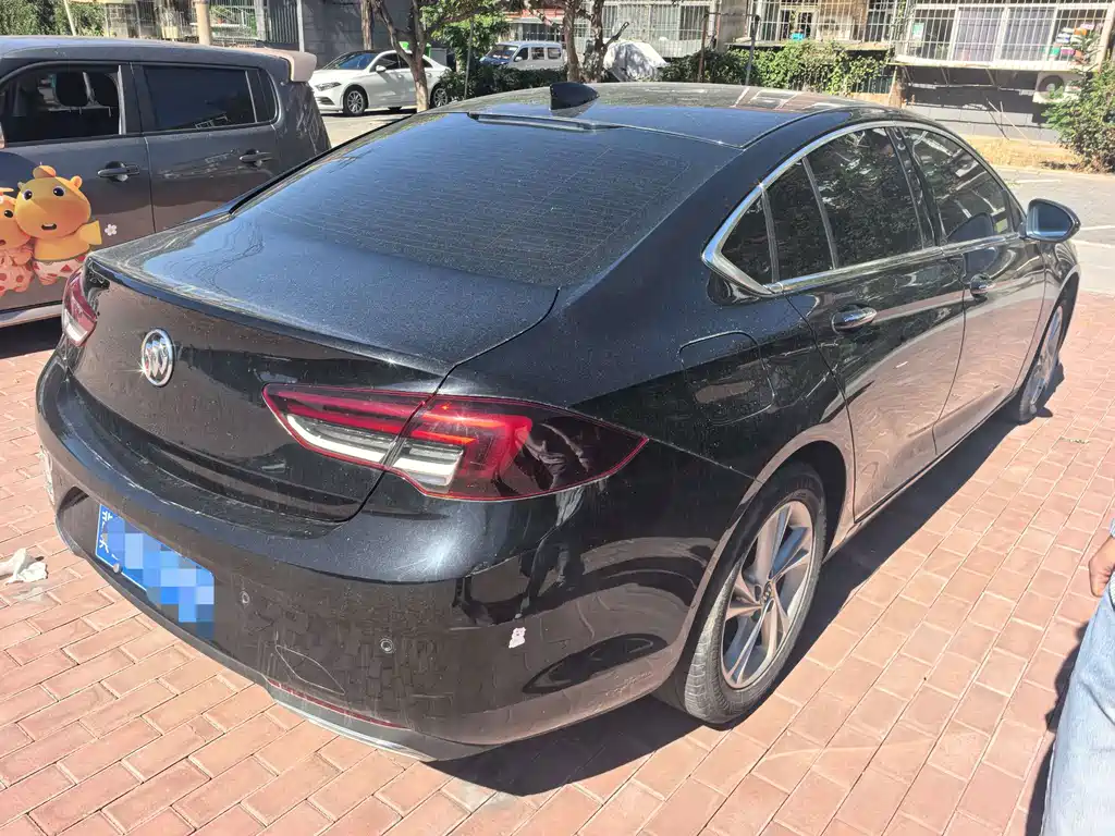 Buick Regal — фото 2