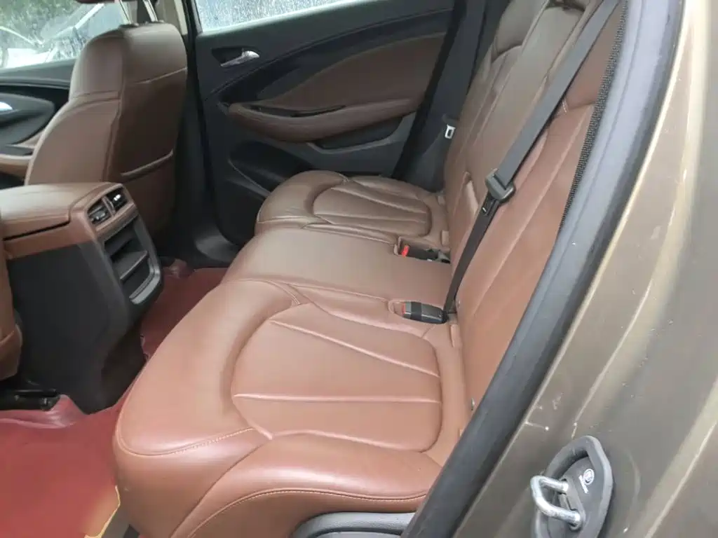 Buick Envision Plus — фото 17