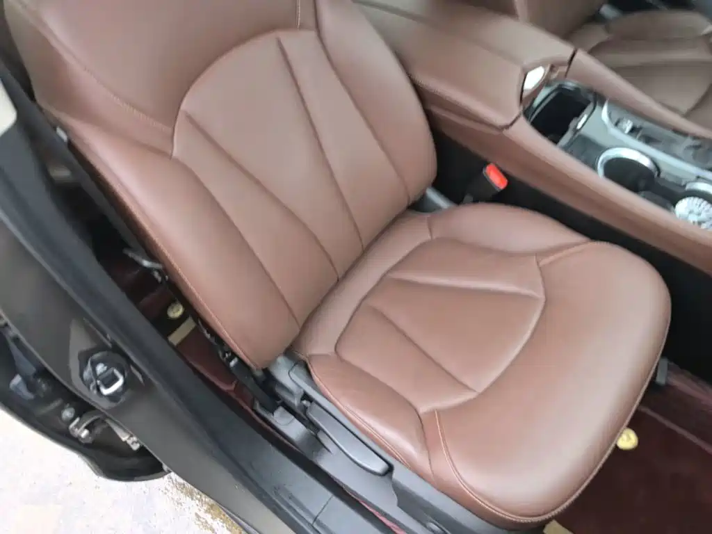 Buick Envision Plus — фото 25