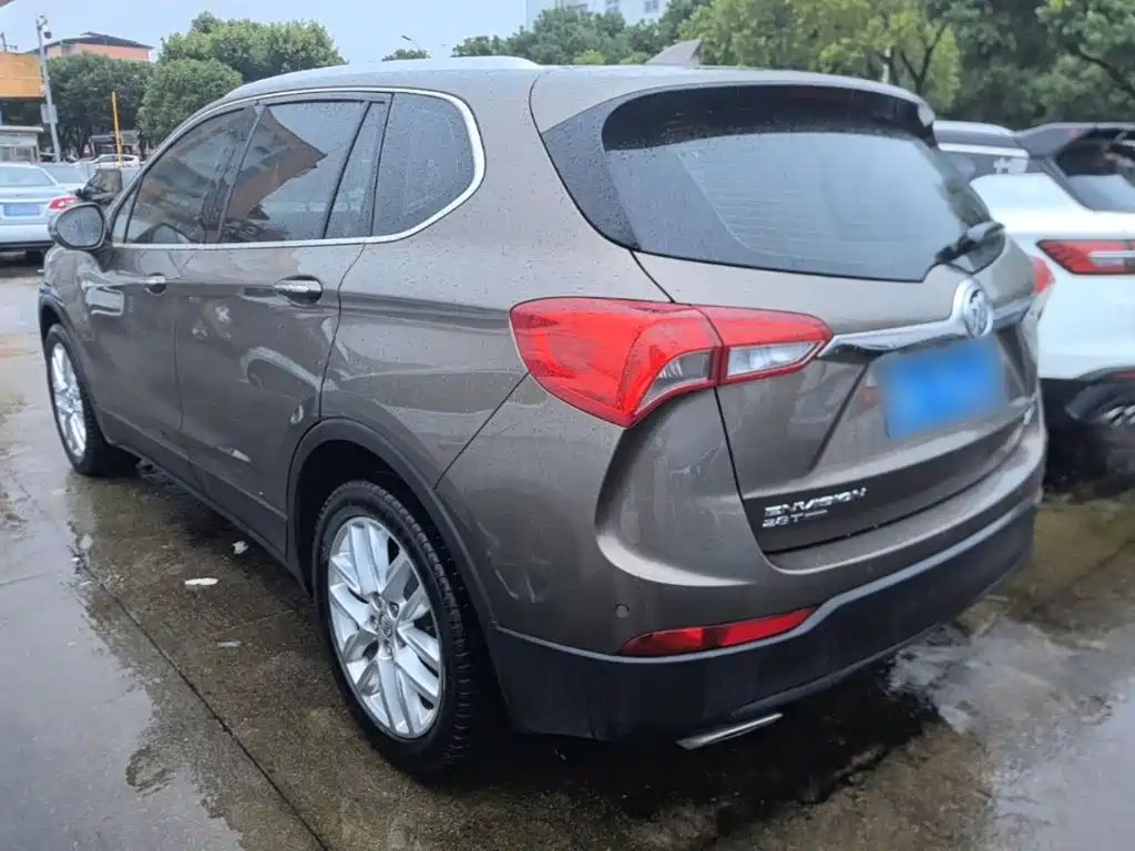 Buick Envision Plus — фото 5