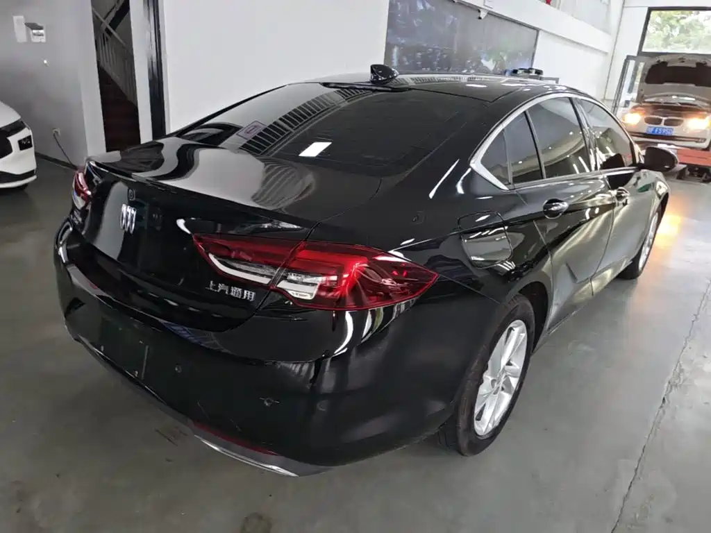 Buick Regal — фото 7