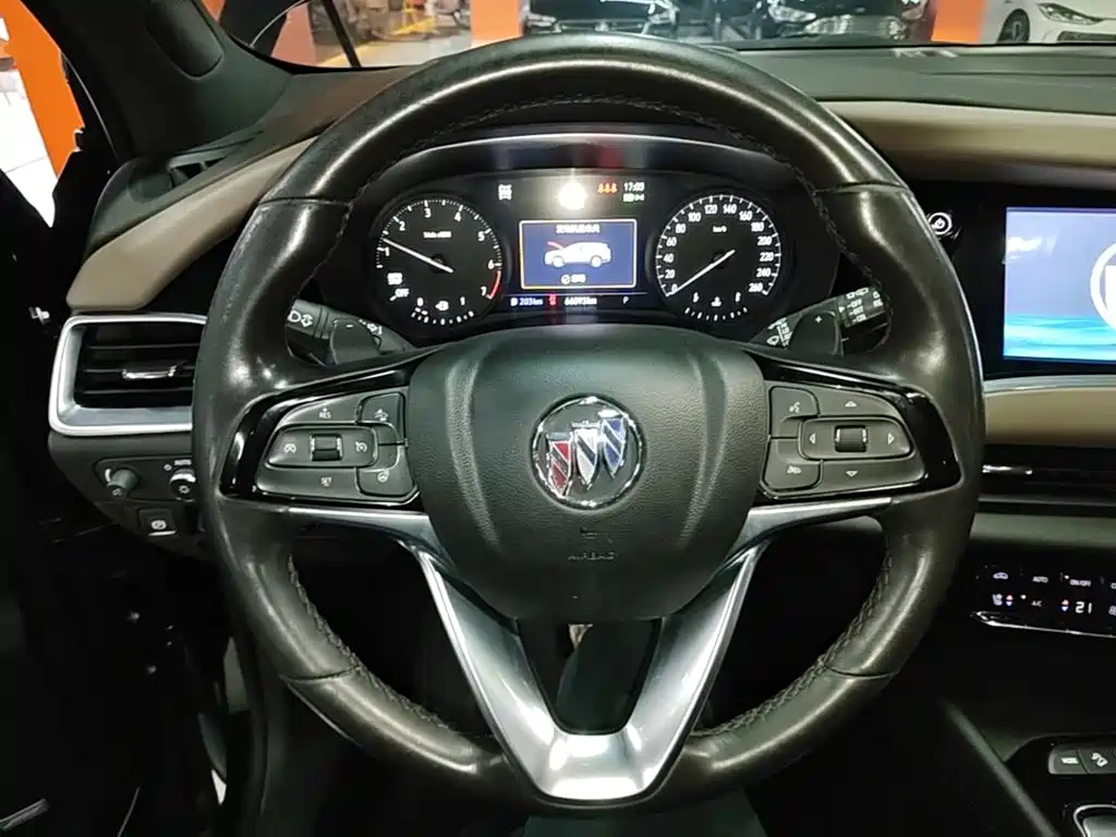 Buick Enclave — фото 11