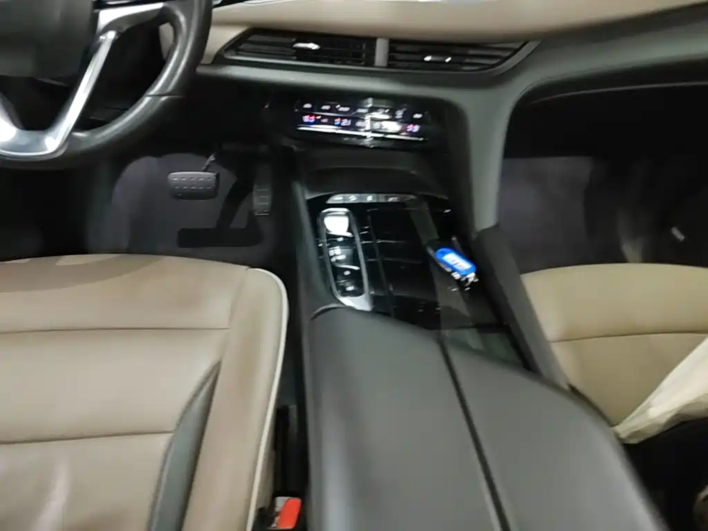 Buick Enclave — фото 14