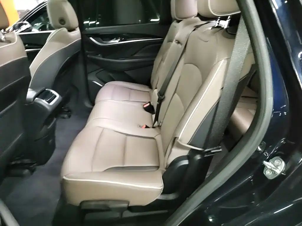 Buick Enclave — фото 17