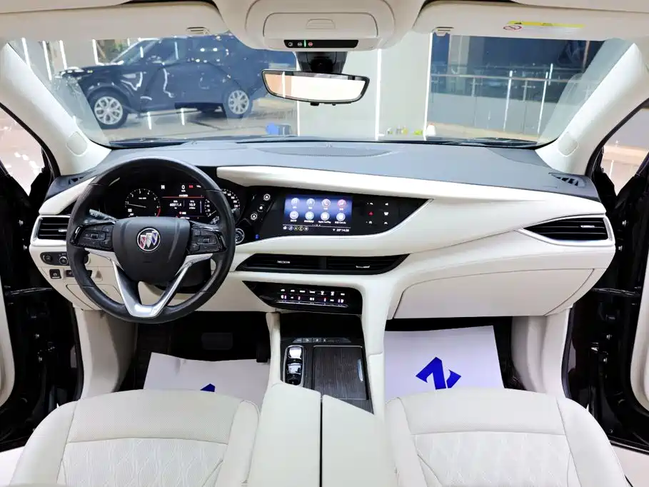 Buick Enclave — фото 17