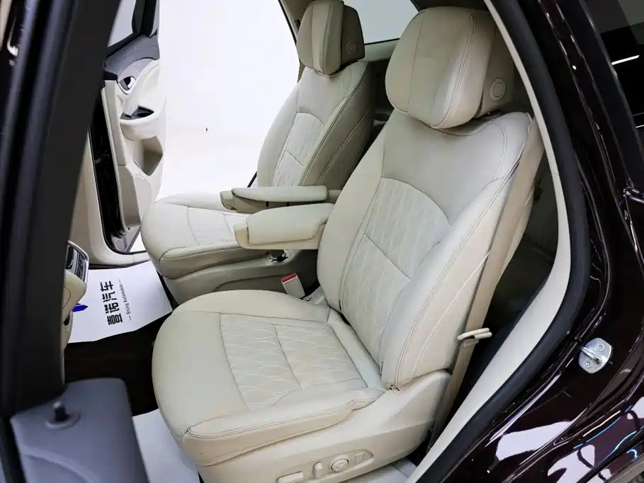 Buick Enclave — фото 31