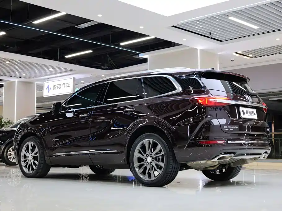 Buick Enclave — фото 5