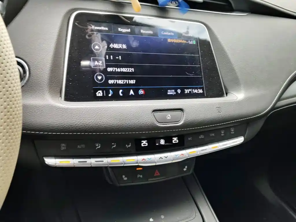 Cadillac XT4 — фото 9