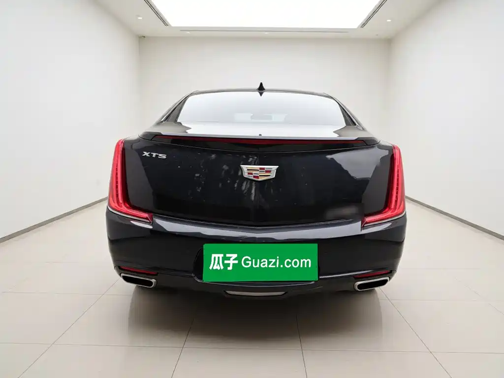 Cadillac XTS — фото 3
