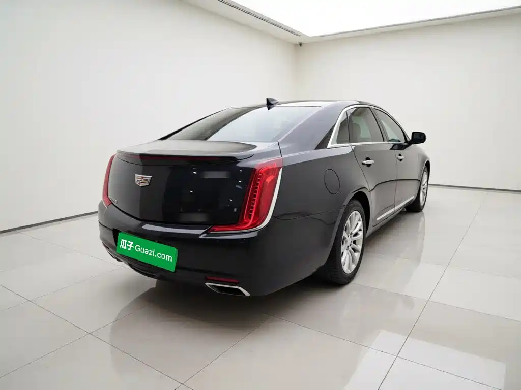 Cadillac XTS — фото 4