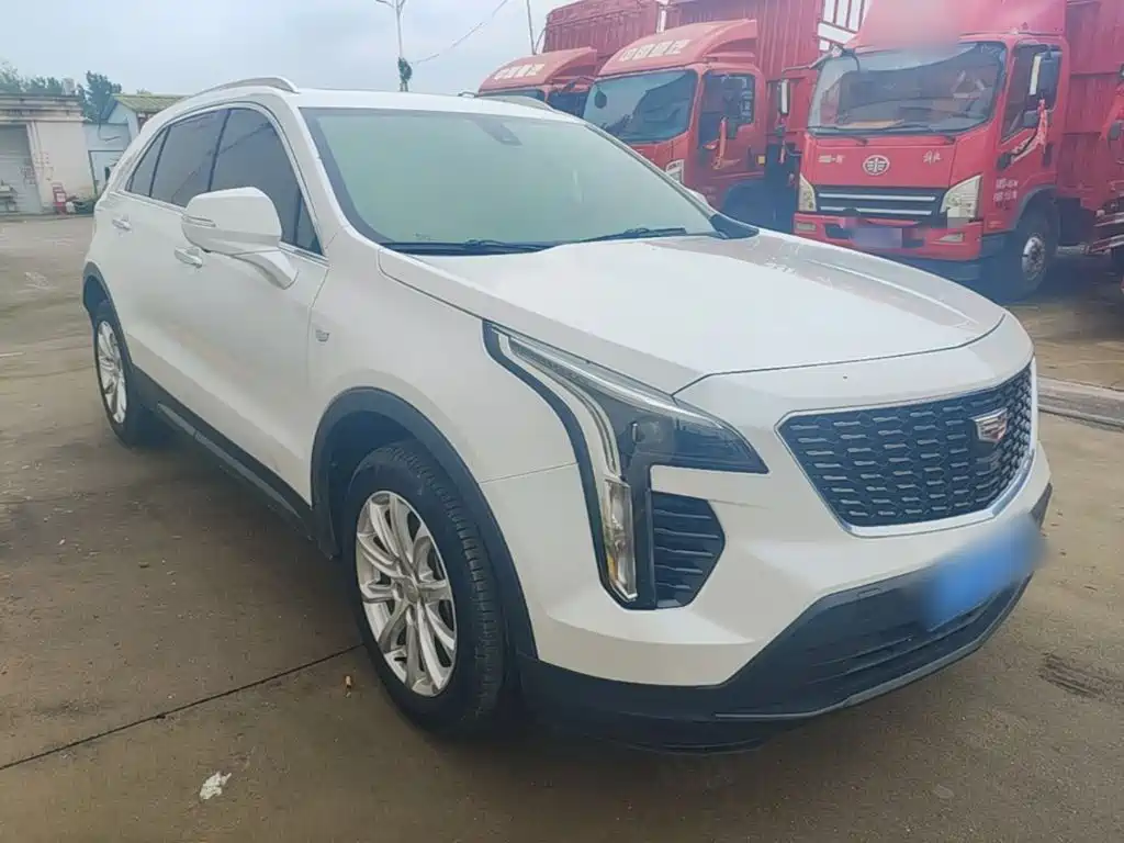 Cadillac XT4 — фото 4