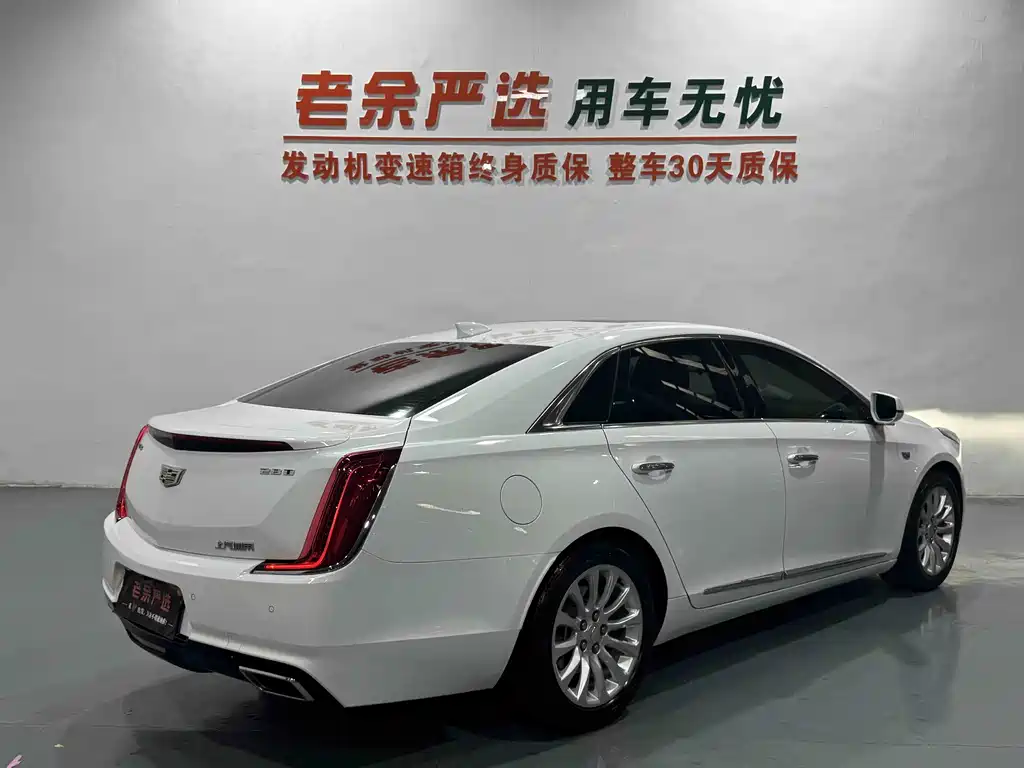 Cadillac XTS — фото 7