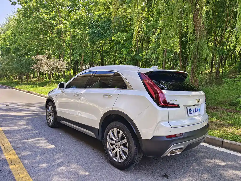 Cadillac XT4 — фото 4