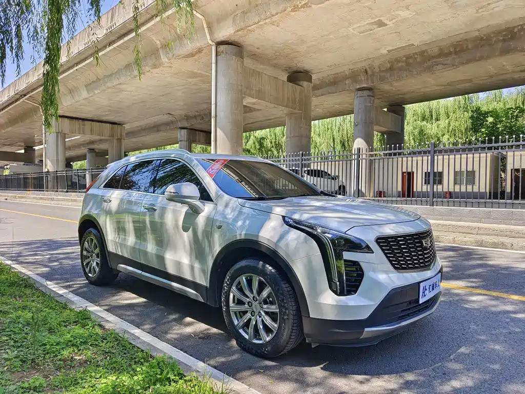 Cadillac XT4 — фото 7