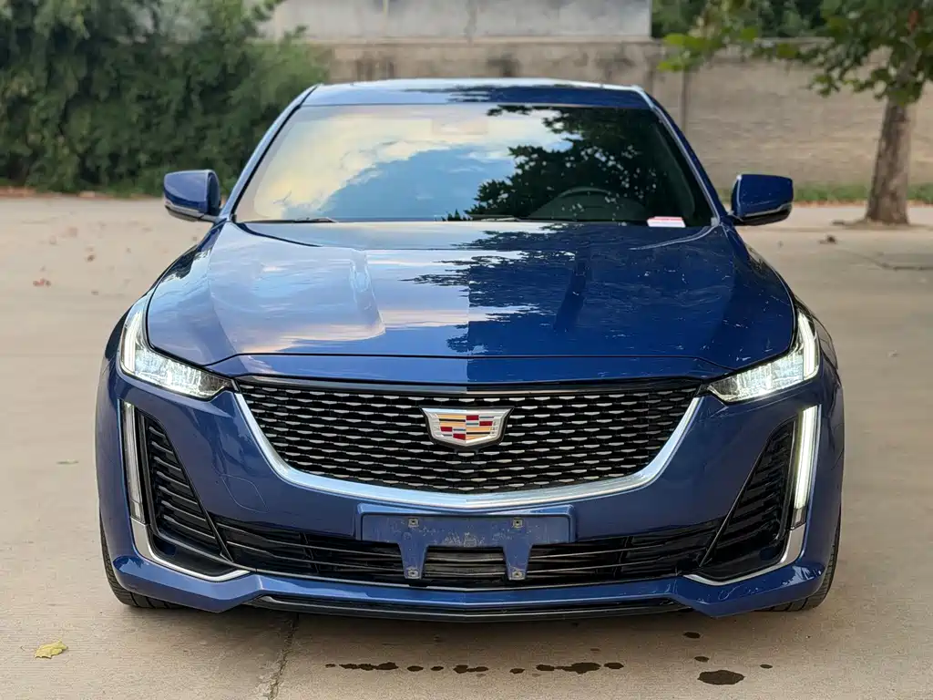 Cadillac CT5 — фото 2