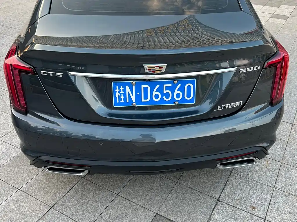 Cadillac CT5 — фото 7