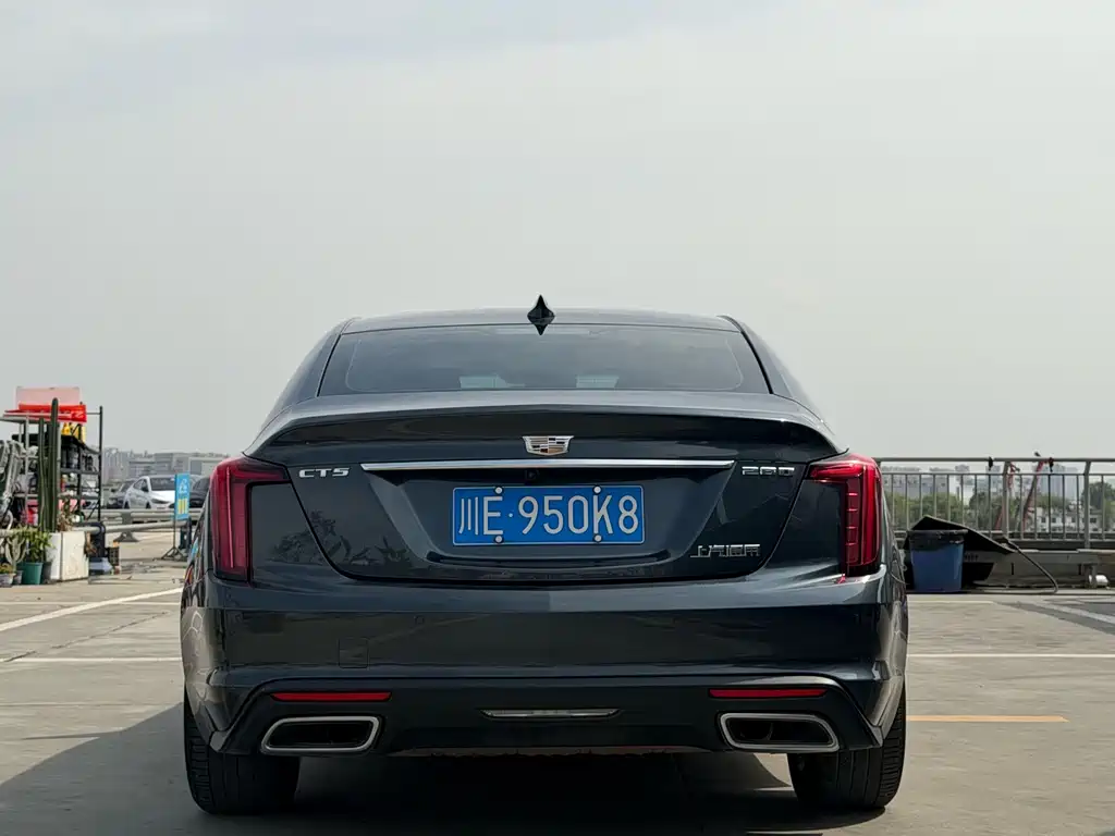 Cadillac CT5 — фото 5