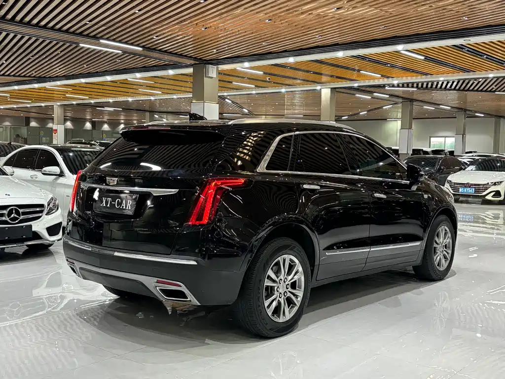 Cadillac XT5 — фото 4