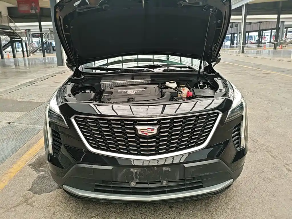 Cadillac XT4 — фото 20