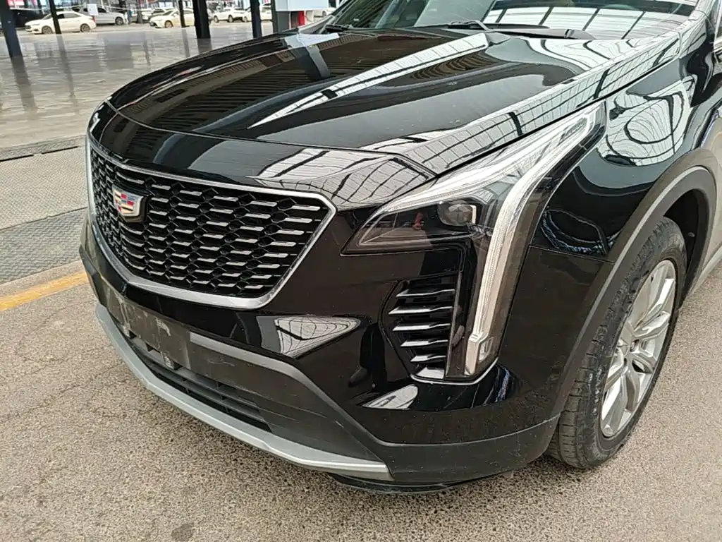 Cadillac XT4 — фото 24