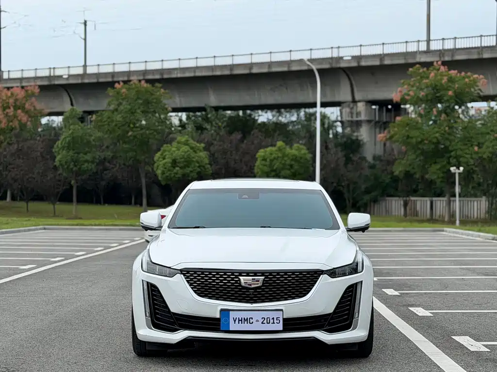 Cadillac CT5 — фото 2