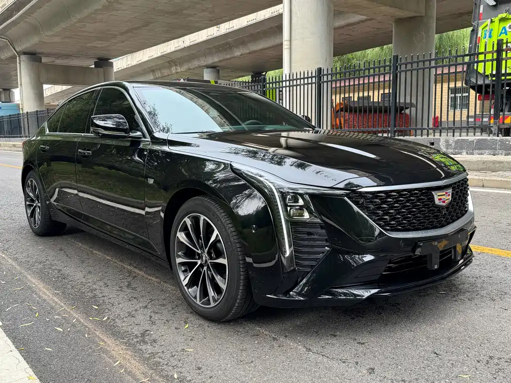 Cadillac CT5 — фото 3