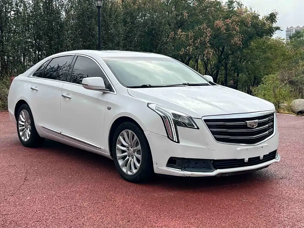Cadillac XTS — фото 3