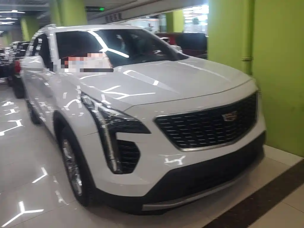 Cadillac XT4 — фото 4