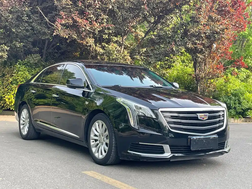 Cadillac XTS — фото 3