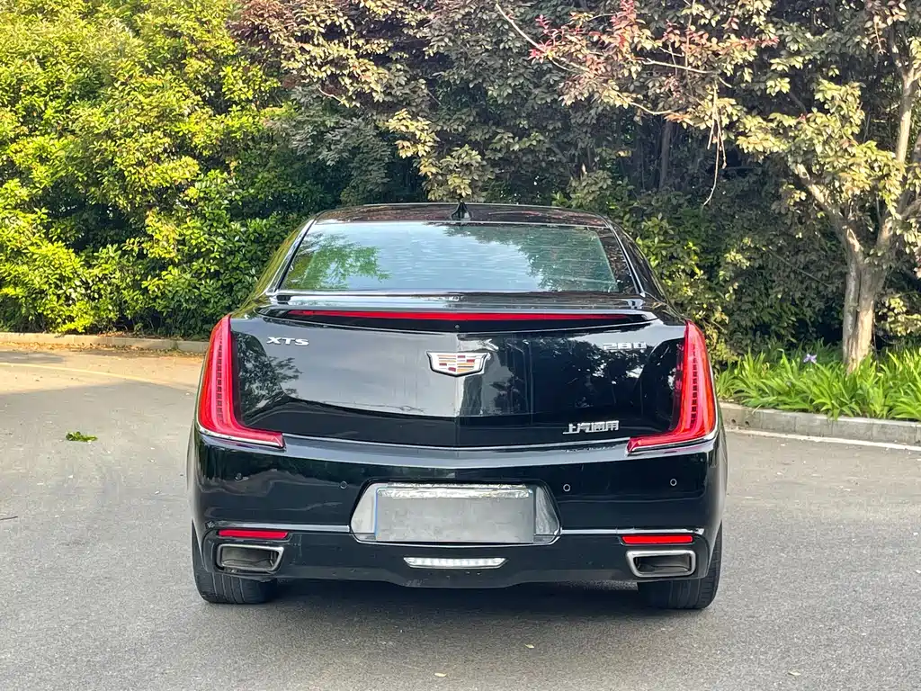 Cadillac XTS — фото 5