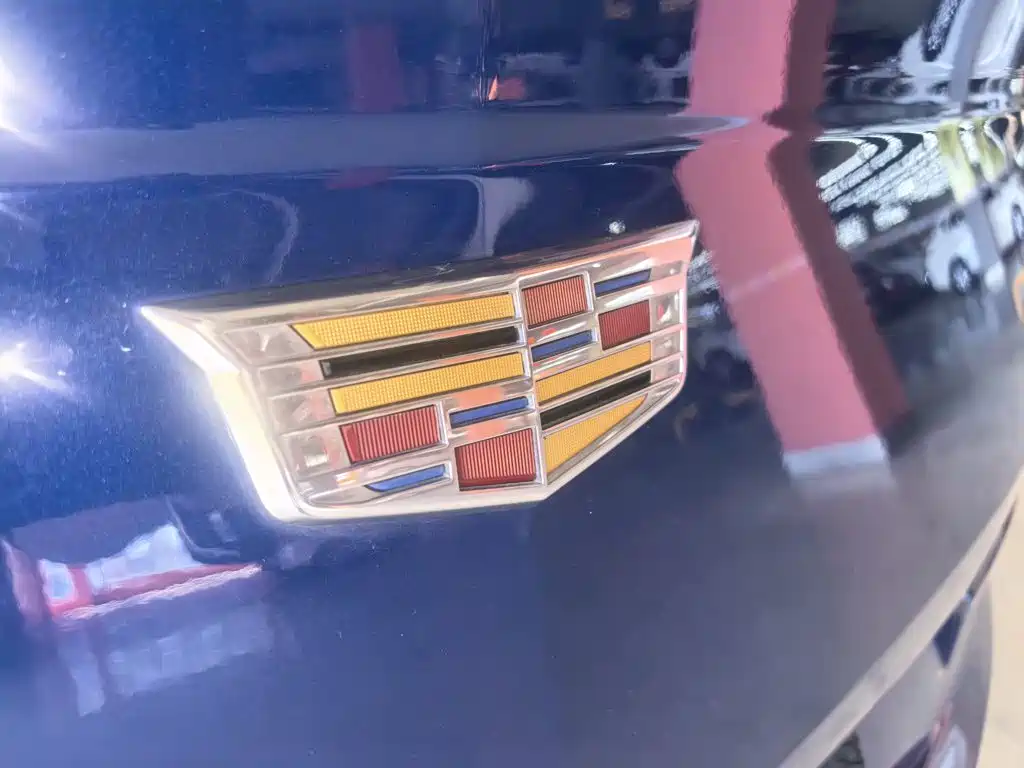 Cadillac CT4 — фото 24
