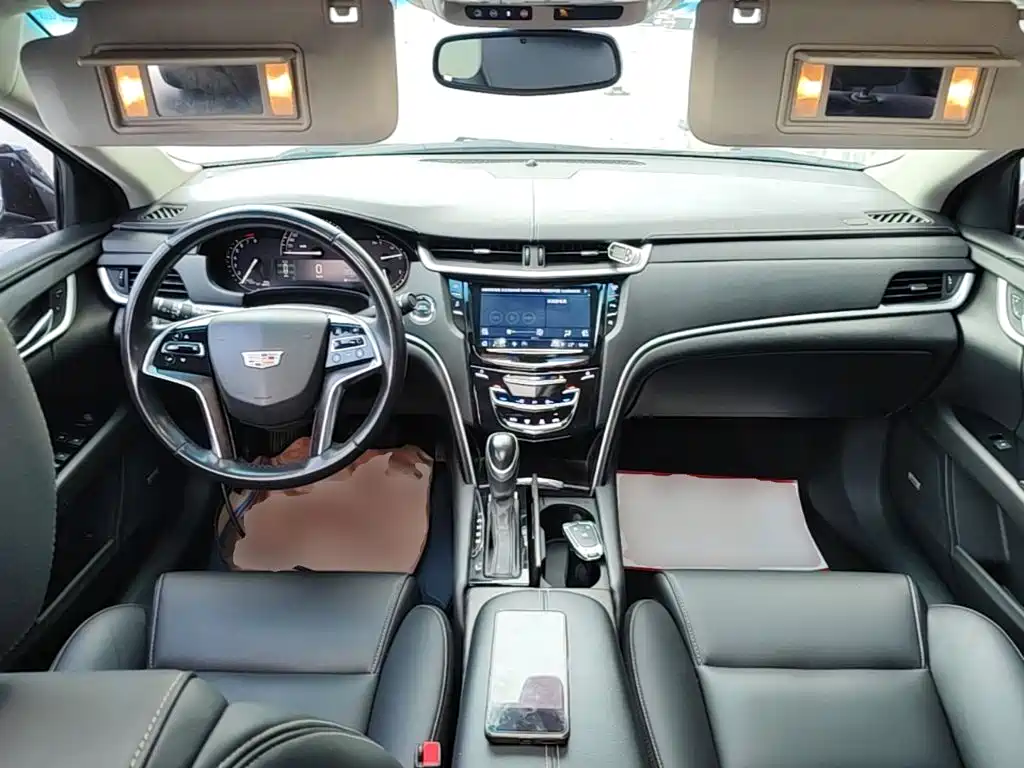 Cadillac XTS — фото 10
