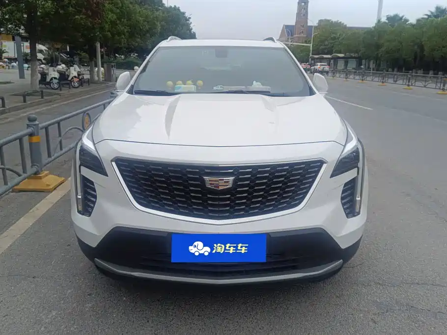Cadillac XT4 — фото 2